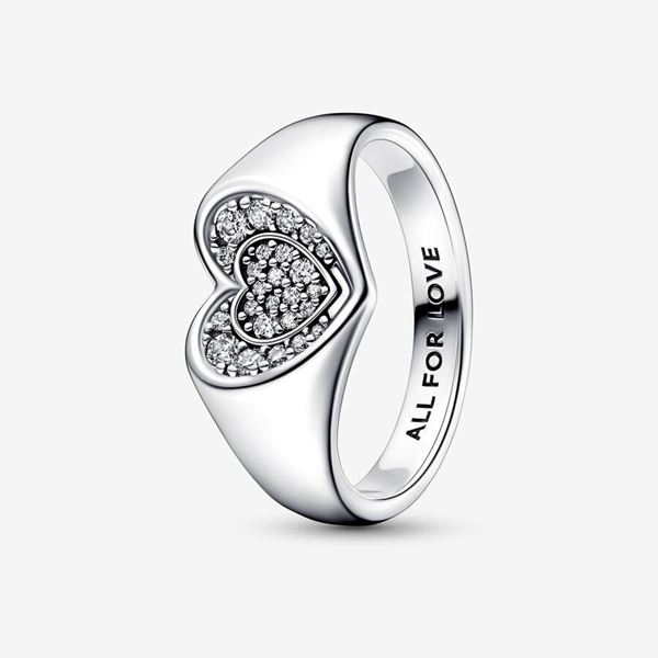 Foto de Anillo Pandora Sello Corazón Radiante en Pavé. Talla 52